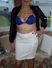 romantic female looking for guy in Mascotte, Florida