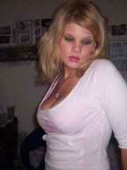 romantic lady looking for men in Ravencliff, West Virginia