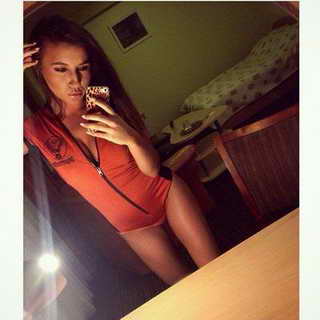 romantic woman looking for guy in Saint Albans, New York